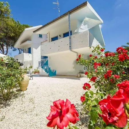 House L'isola Che Non C'e Frühstückspension Fontane Bianche