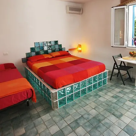 House L'isola Che Non C'e 2*