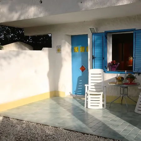 House L'isola Che Non C'e 2*