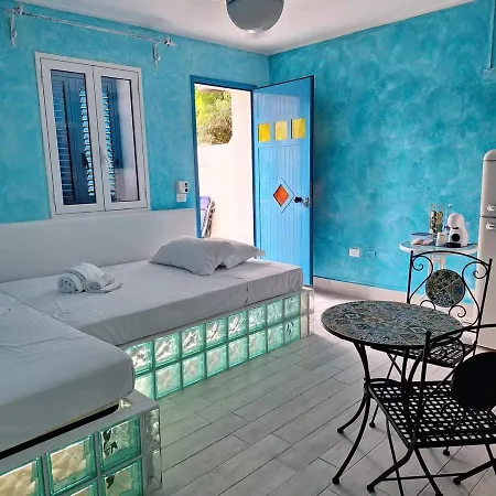 House L'isola Che Non C'è Bed & Breakfast