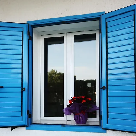 House L'isola Che Non C'e Frühstückspension