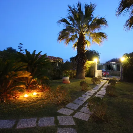 House L'isola Che Non C'e 4*
