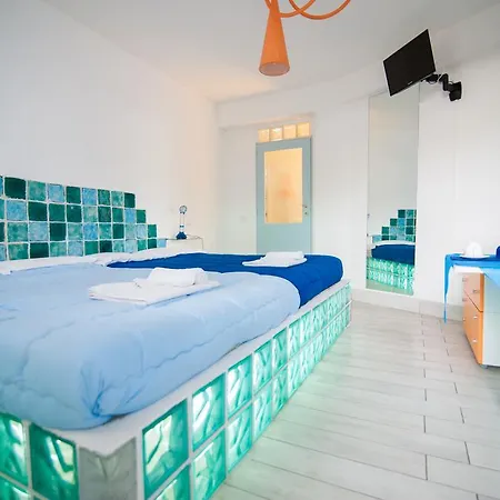 Bed & Breakfast House L'isola Che Non C'è 2*
