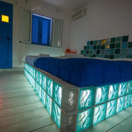 Bed & Breakfast House L'isola Che Non C'è 2*