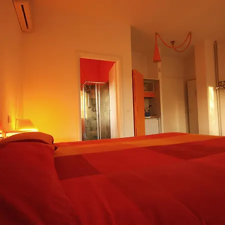 House L'isola Che Non C'e Bed & Breakfast 2*